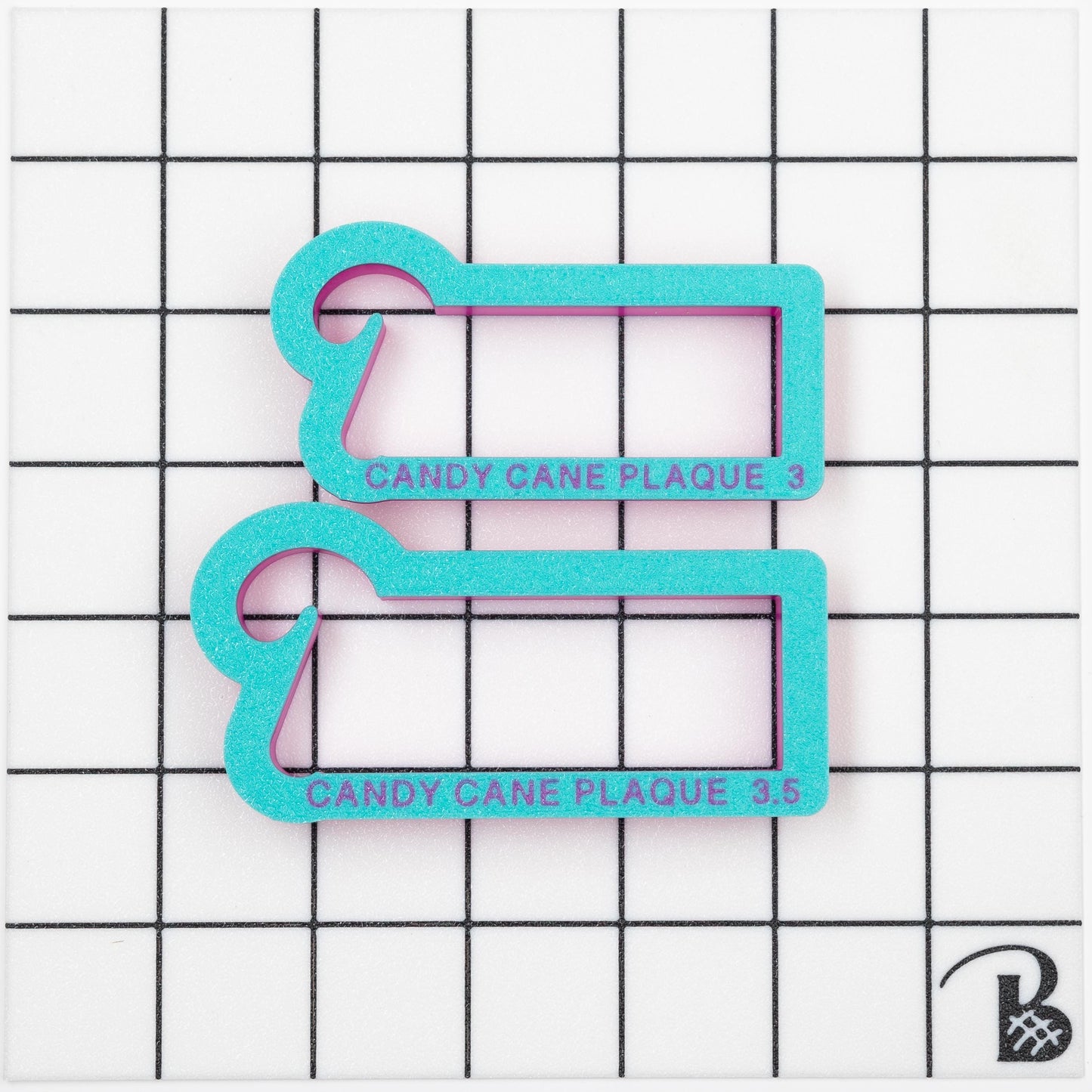 Candy Cane Name Plaque Cookie Cutter (recommend sizing up)