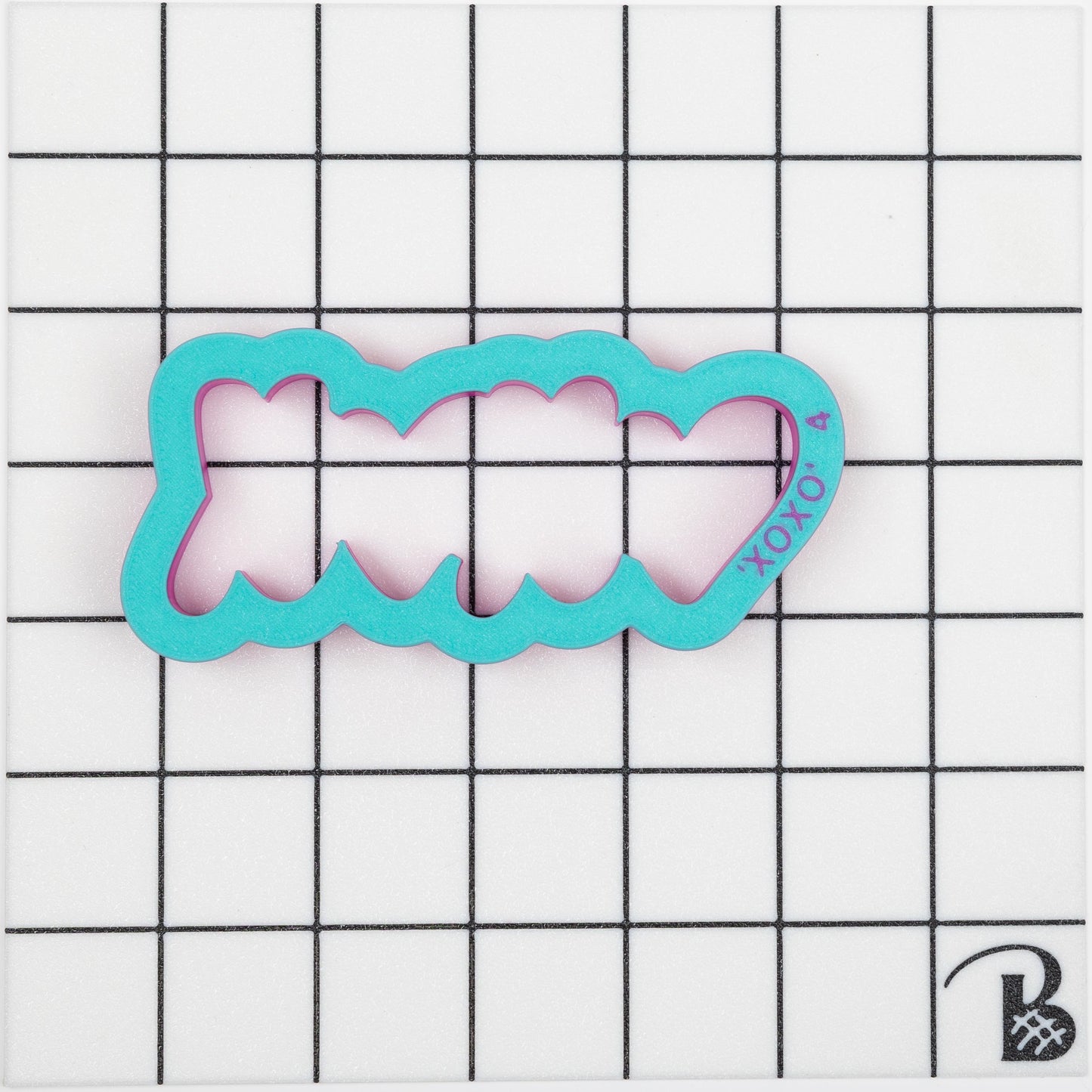 XOXO Text Cookie Cutter (optional Stencil)