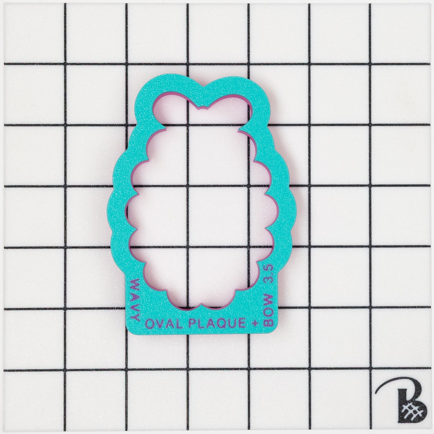 Wavy Oval Plaque with Bow Cookie Cutter | Scalloped Oval