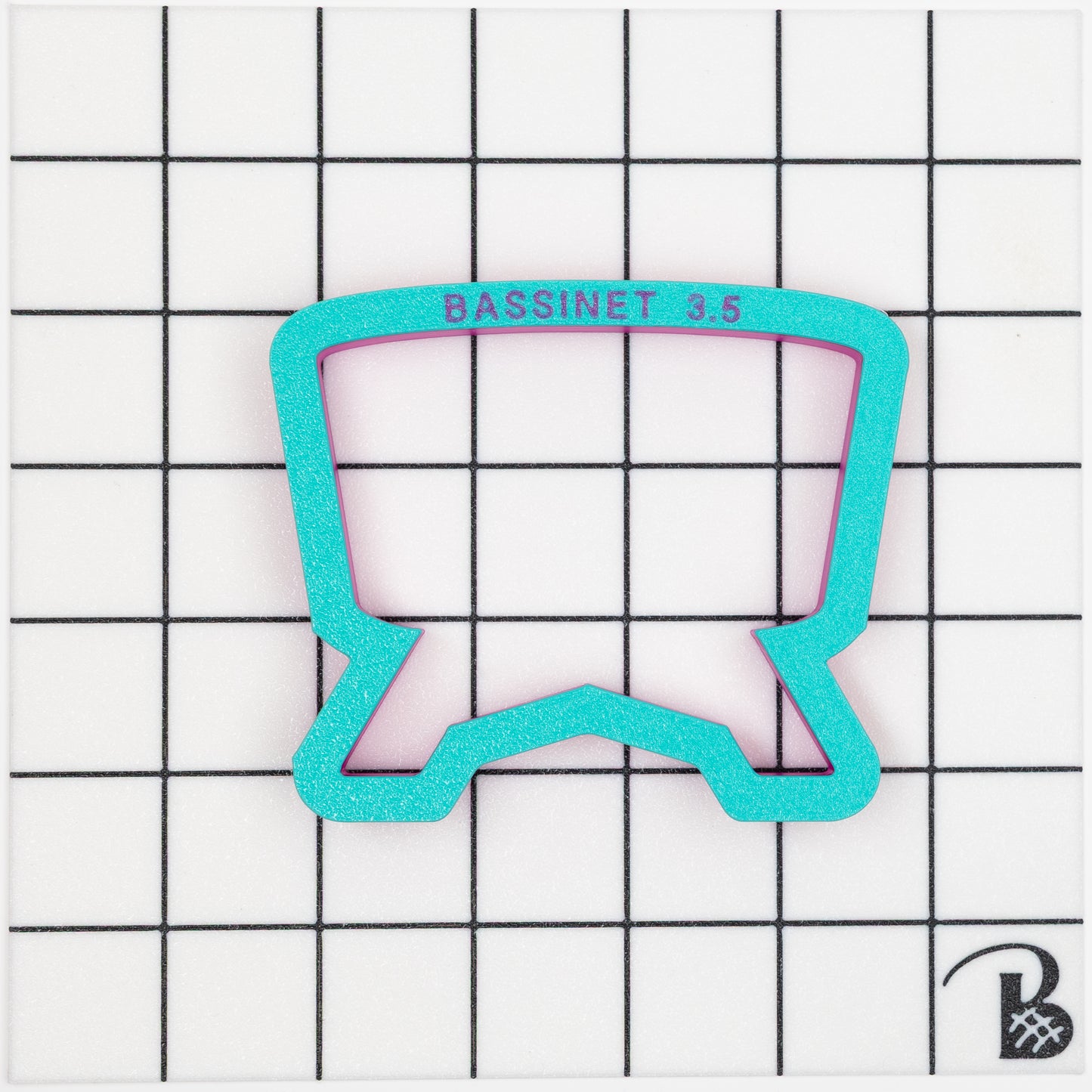 Rounded Baby Bassinet with Legs Cookie Cutter