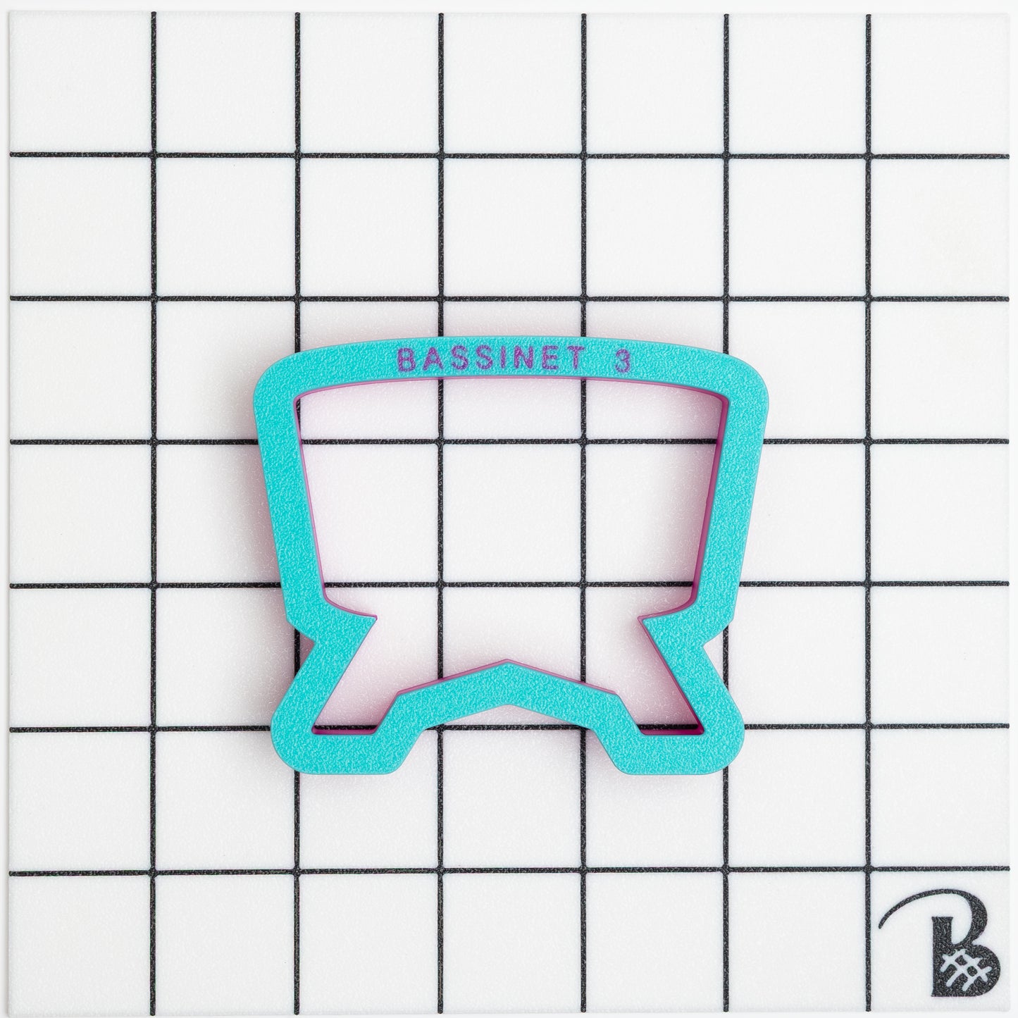 Rounded Baby Bassinet with Legs Cookie Cutter