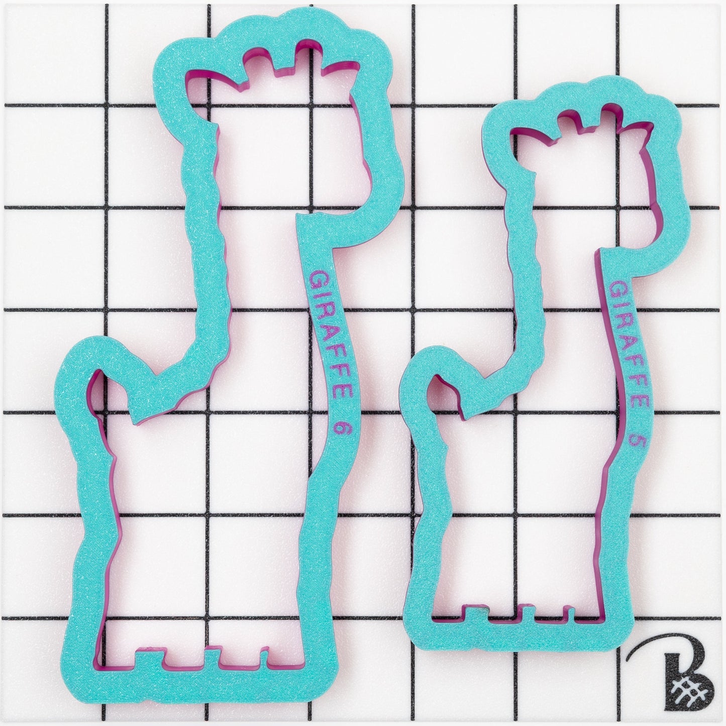 Giraffe Cookie Cutter (recommend sizing UP x2)