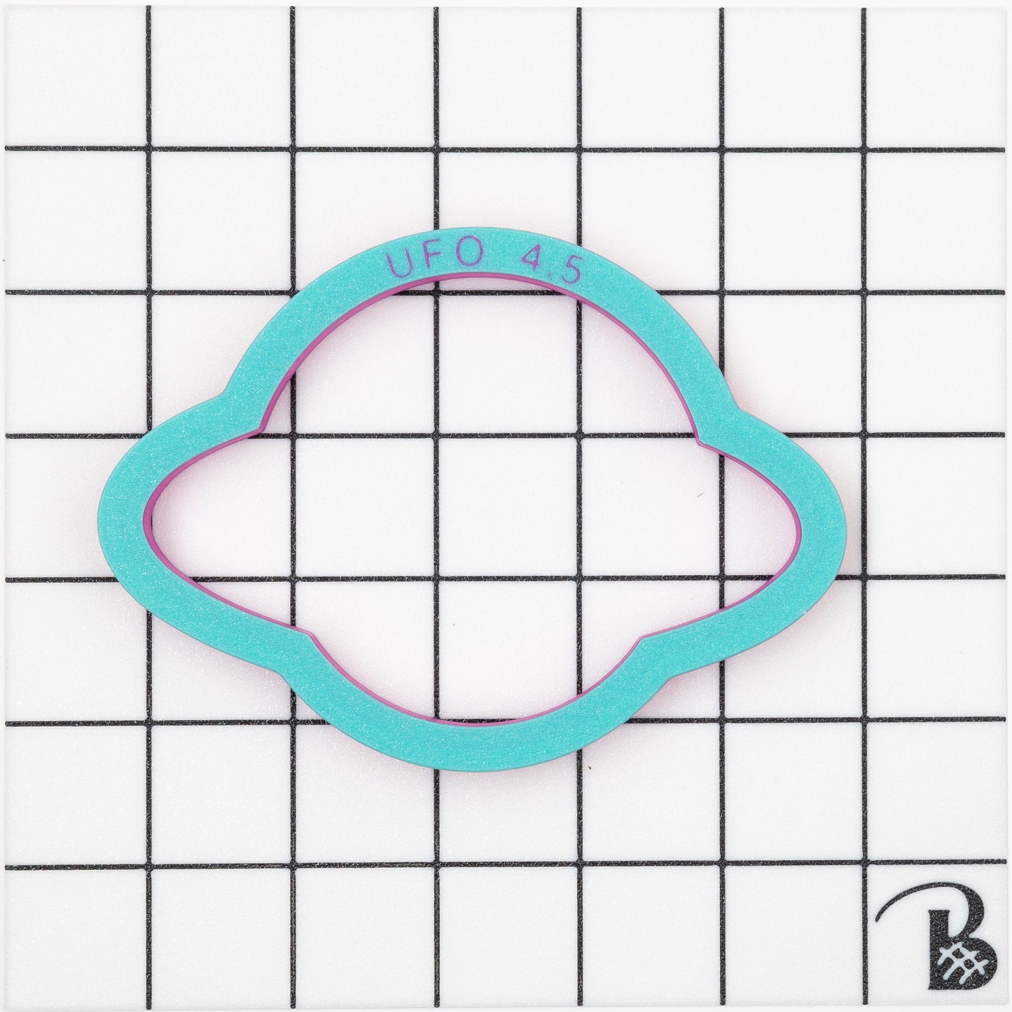 UFO Cookie Cutter (recommend sizing up)